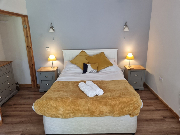 Bedroom 3, Glyndwr Vineyard, Vale of Glamorgan
