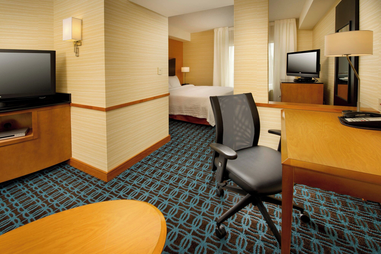 Bedroom 3, Fairfield Inn & Suites Germantown Gaithersburg, Montgomery