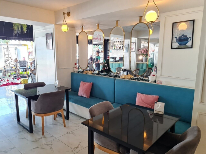 Food & Drinks 5, Opal House Hotel & Restaurant, Pattaya