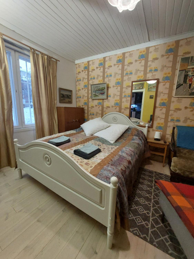 Bedroom 13