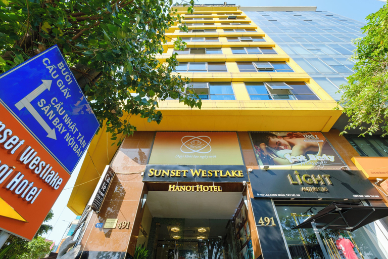 Exterior & Views 2, Sunset Westlake Hanoi Hotel, Tây Hồ