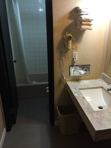 Bathroom 3, Country Manor Motel Watkins, Adams