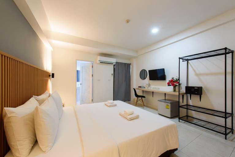 Bedroom 16