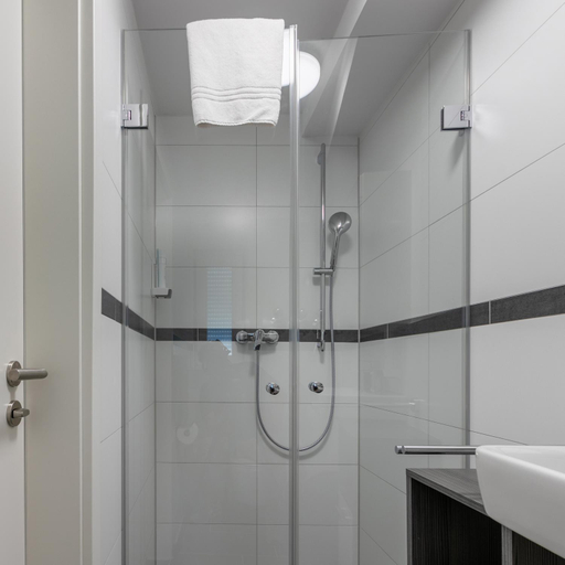 Bathroom 1, IMMOCITY Apartments Ost, Darmstadt