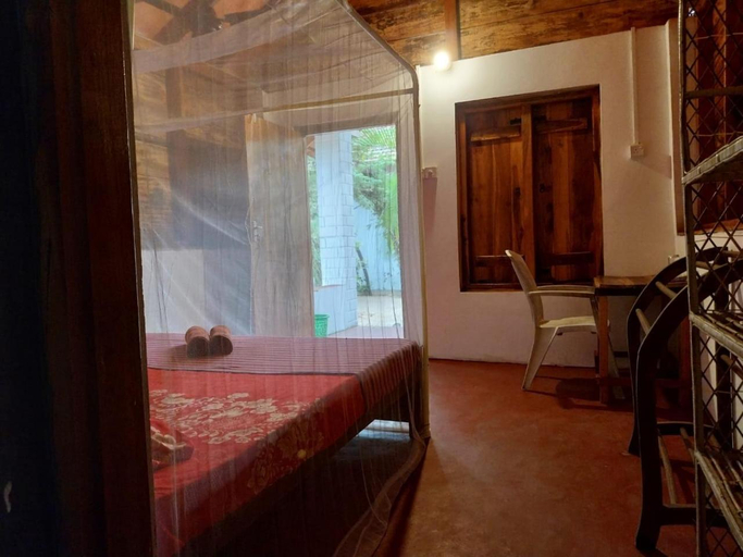 Bedroom 2, River Point Cabana at Arugambay, Pothuvil