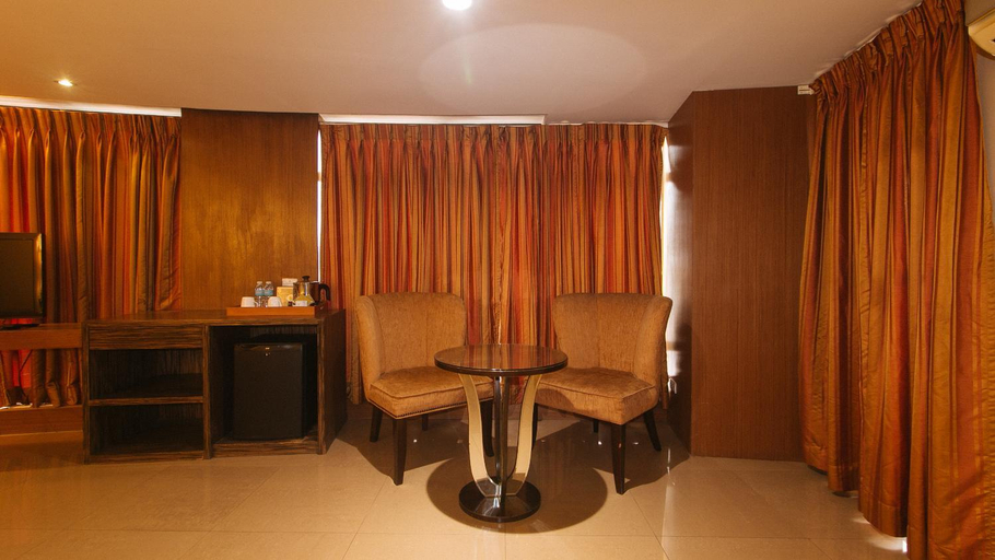 Others 8