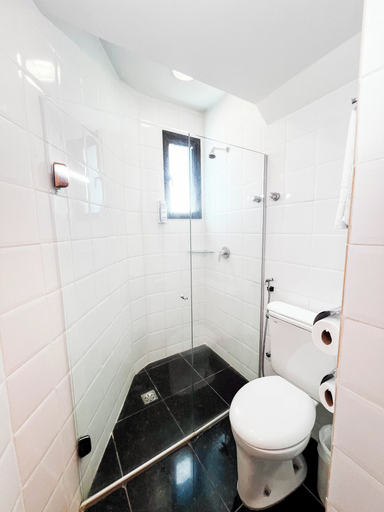 Bathroom 9