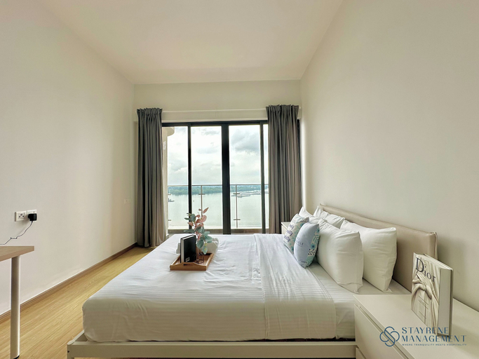 Bedroom 2, Country Garden Danga Bay By Stayrene, Johor Bahru