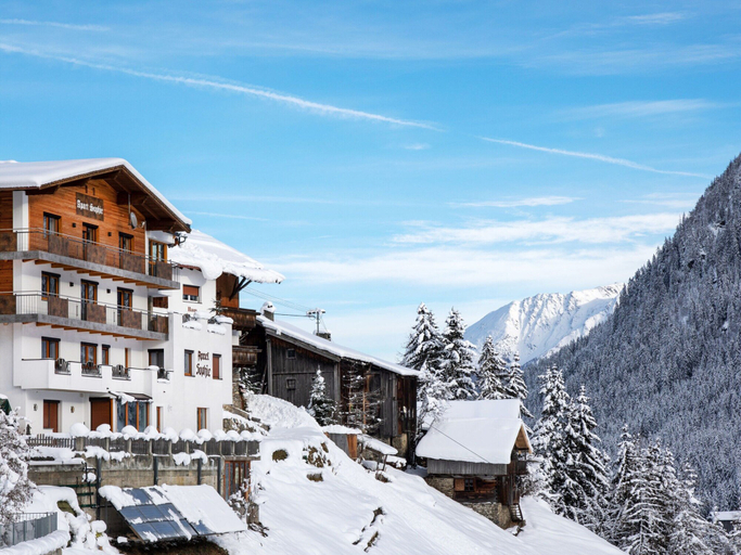 Exterior & Views 2, Apartment in Kappl near Ski Slopes, Landeck