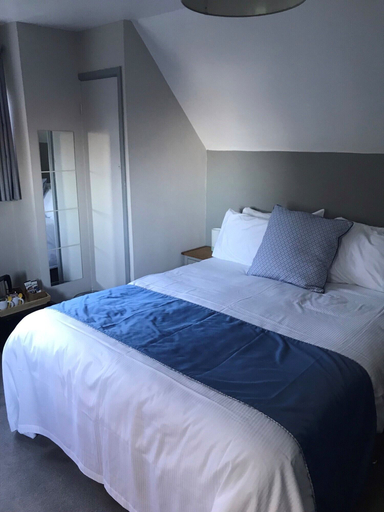 Bedroom 4, South Sands Hotel, North Somerset