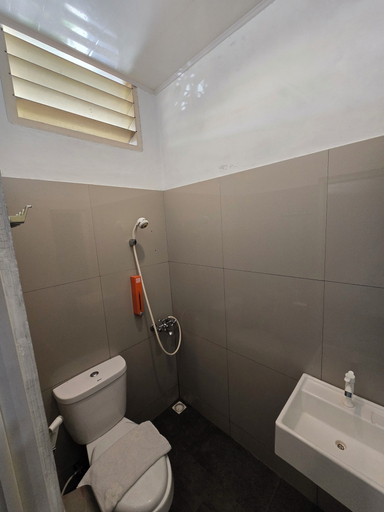 Bathroom 3