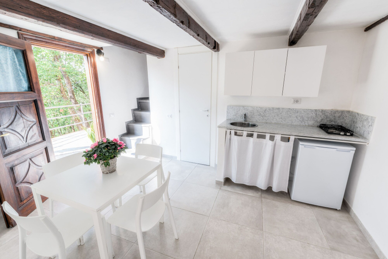 Dining Room 14