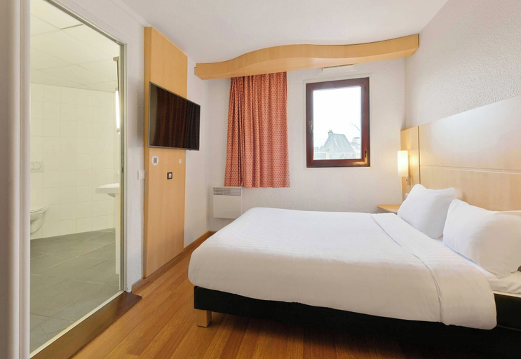 Bedroom 17