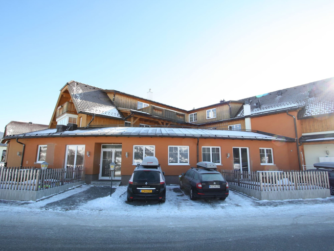 Exterior & Views 1, Apartment in Lungau Near Ski Slopes, Tamsweg