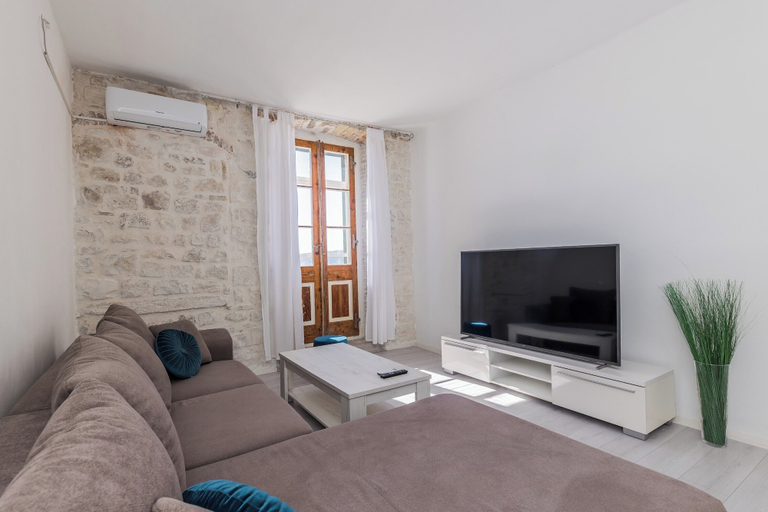 Living area 2, A 1 - Spacious apt on the Seafront With Terrace, Kaštela