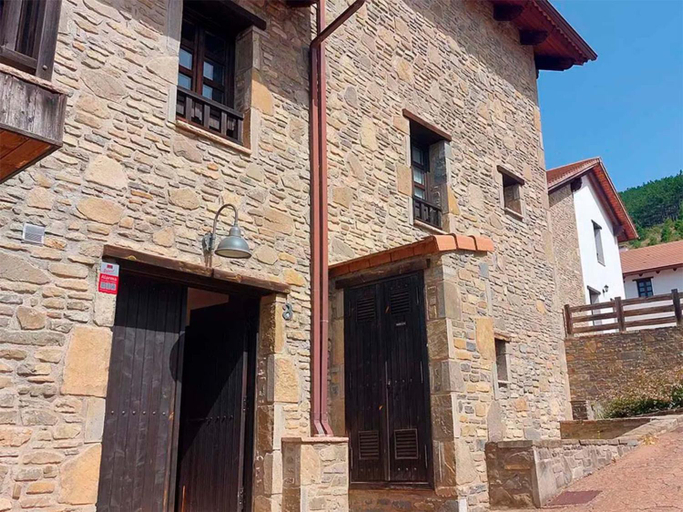 Others 4, Apartamentos Jaca Badaguas 3000, Huesca