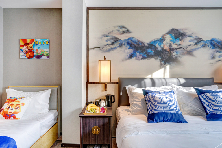 Bedroom 2, Rezen Dong Hotel (Harbin Railway Station), Harbin