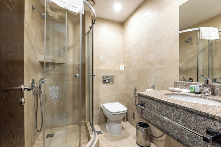 Bathroom 5, Hotel Citrus, Tbilisi