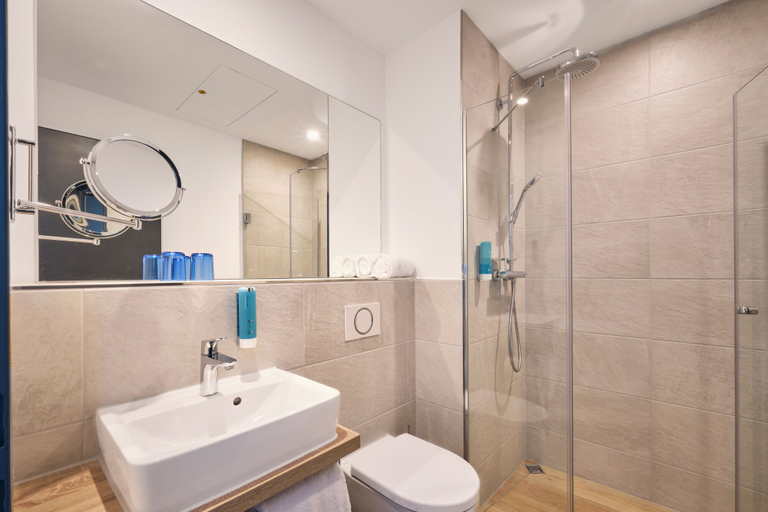 Bathroom 4, Best Western Hotel Arabellapark Muenchen, München