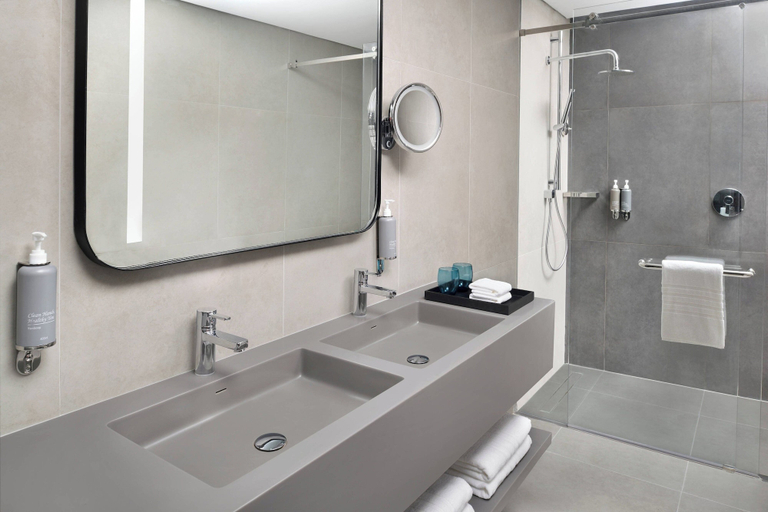 Bathroom 5, Courtyard by Marriott World Trade Centre, Dubai, Dubai