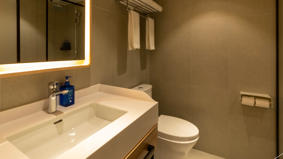 Bathroom 3, Hanting Hotel Qujing Luoping, Qujing