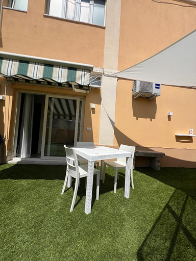 Others 2, BURMARIA APARTMENT and ROOM with garden and jacuzzi, Vibo Valentia