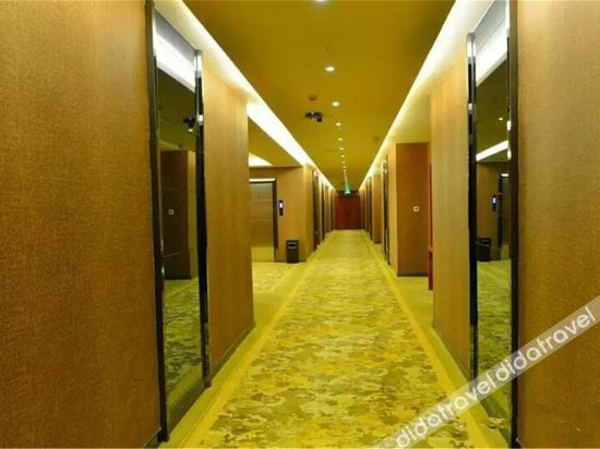 Others 5, Long Tu Hotel, Turfan