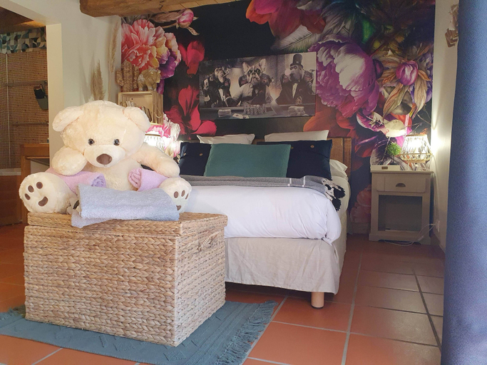 Bedroom 4, La Grange Padirac, Lot