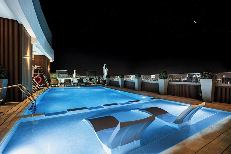 Sport & Beauty 2, Courtyard by Marriott World Trade Centre, Dubai, Dubai