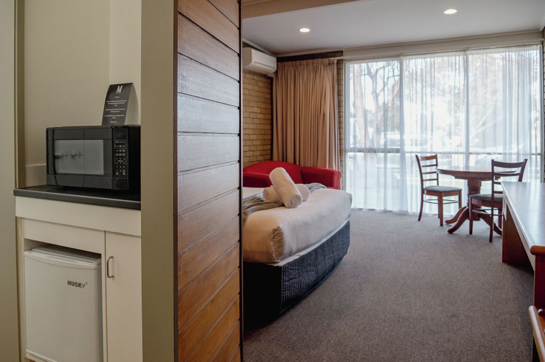Bedroom 3, Mitchell on Main Motel & Apartments, E. Gippsland - Bairnsdale
