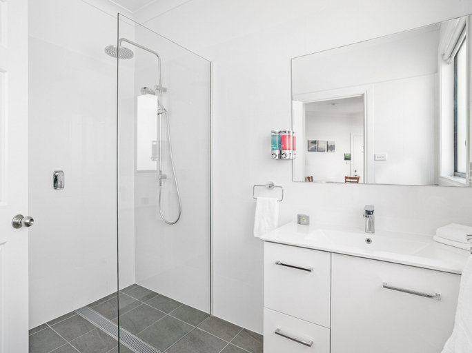 Bathroom 4