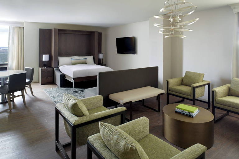 Bedroom 3, Atlanta Airport Marriott, Fulton