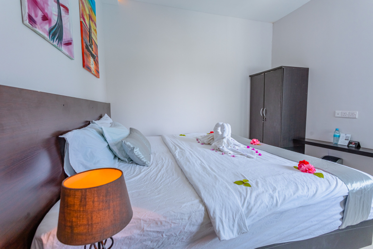 Bedroom 2, Violet Inn, Baa Atoll