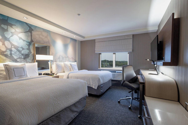 Bedroom 3, Courtyard by Marriott New York Queens/Fresh Meadows, New York