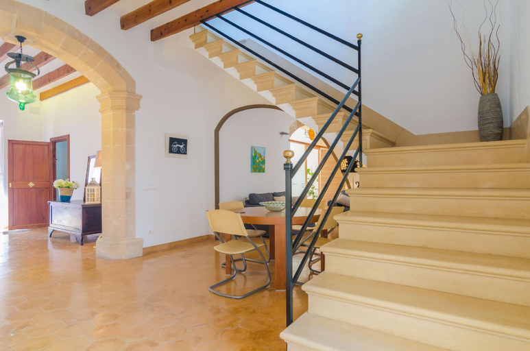 Others 5, Sa Creu in Algaida with 5 bedrooms and 4 bathrooms, Baleares