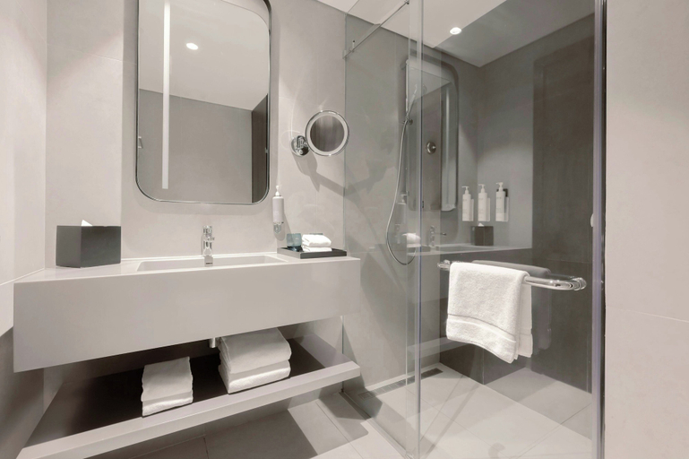Bathroom 5, Courtyard by Marriott World Trade Centre, Dubai, Dubai