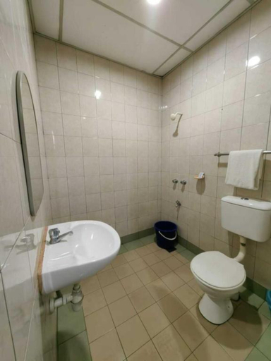 Bathroom 5, Century Hotel Inanam, Kota Kinabalu