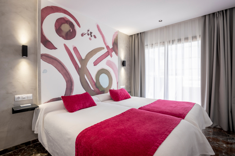 Bedroom 2, Apartamentos San Jaime Center Suites, Alicante