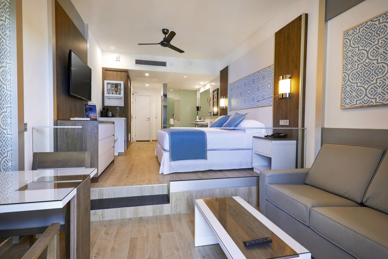 Bedroom 4, Hotel Riu Palace Riviera Maya - All Inclusive, Cozumel
