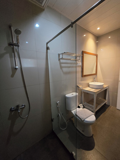 Bathroom 5