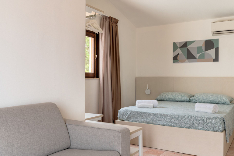 Bedroom 4, Q Resort, Sassari