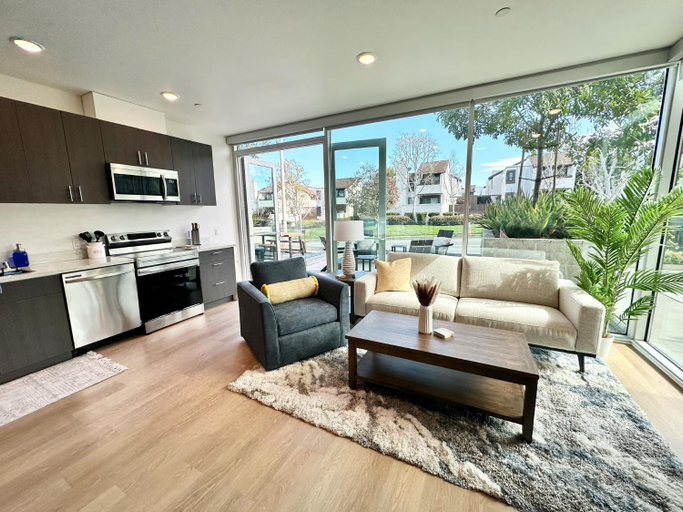 Others 4, Nimitz Crossing Luxury Residences, San Diego