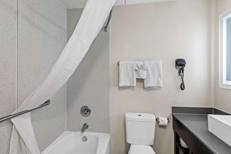 Bathroom 3