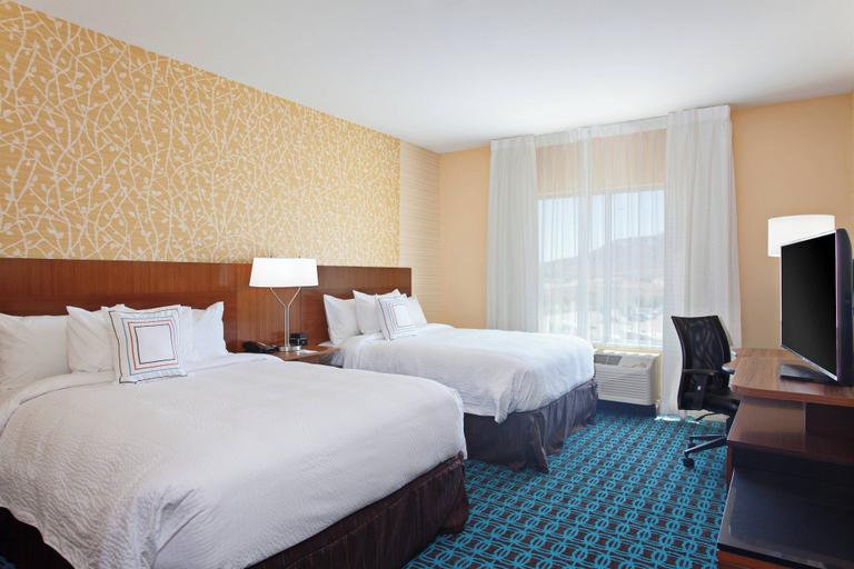 Bedroom 3, Fairfield Inn & Suites by Marriott Tucumcari, Quay