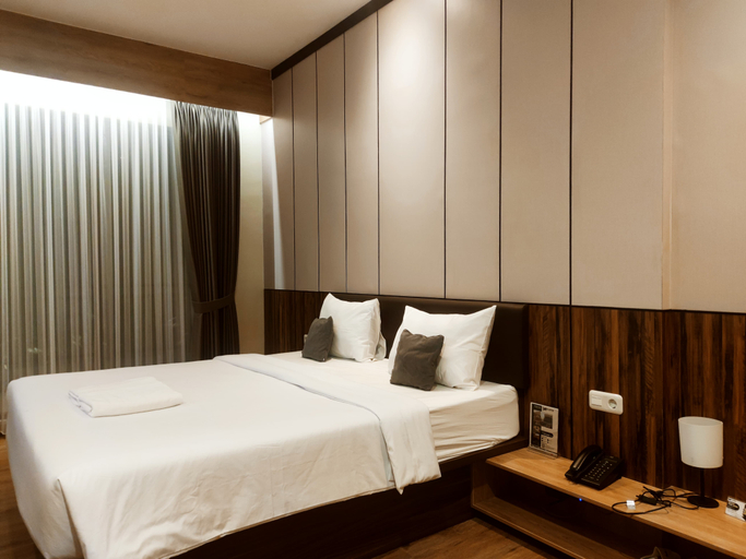 M-LIVIN Dorm Hotel - Tap to explore photos