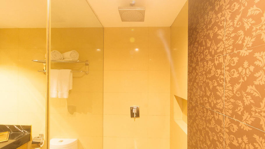 Bathroom 5