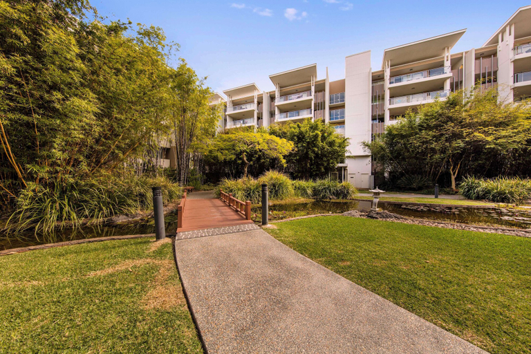 Exterior & Views 2, Oaks Brisbane Mews Suites, Bowen Hills