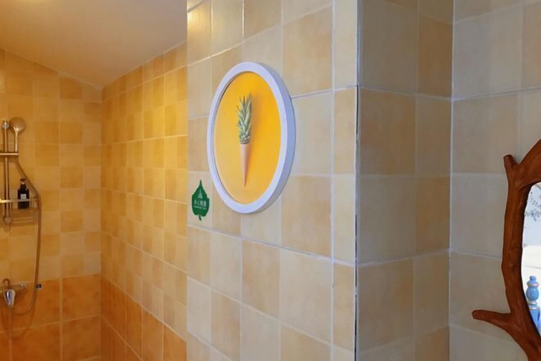 Bathroom, Merlin Art Hotel, Honghe Hani and Yi