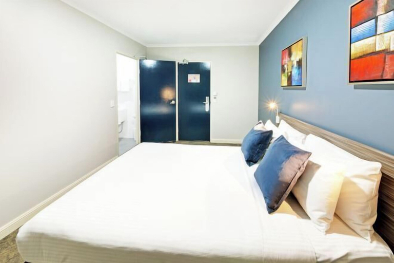 Bedroom 18
