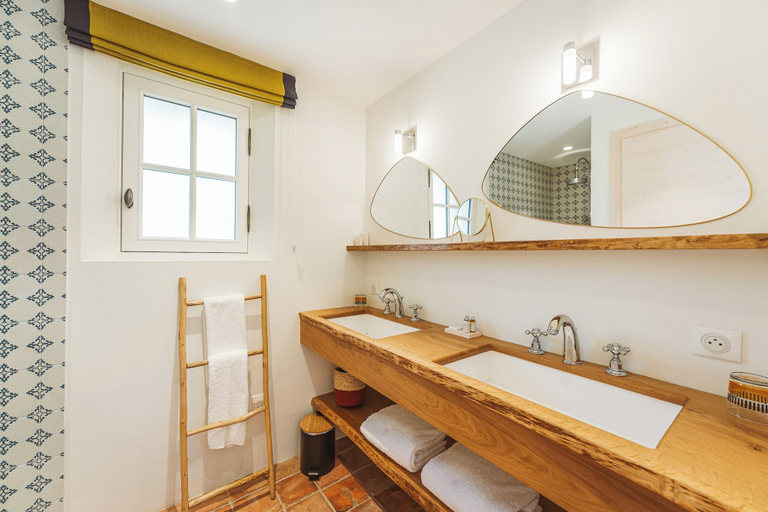 Bathroom 5, Domaine Les Mésanges, Var